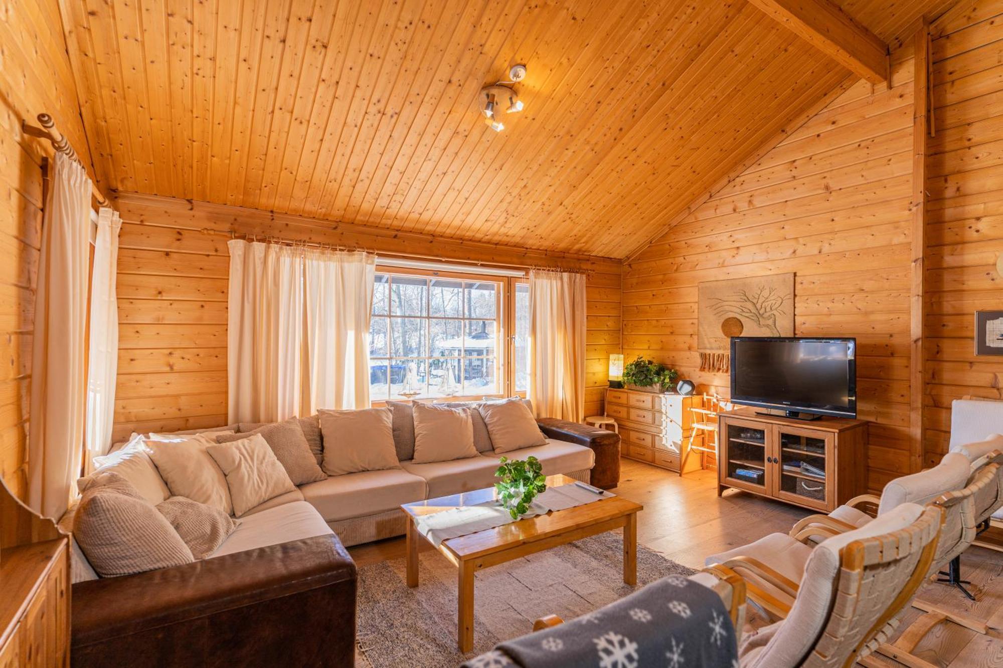 Villa Struka Pyhtaa Екстериор снимка